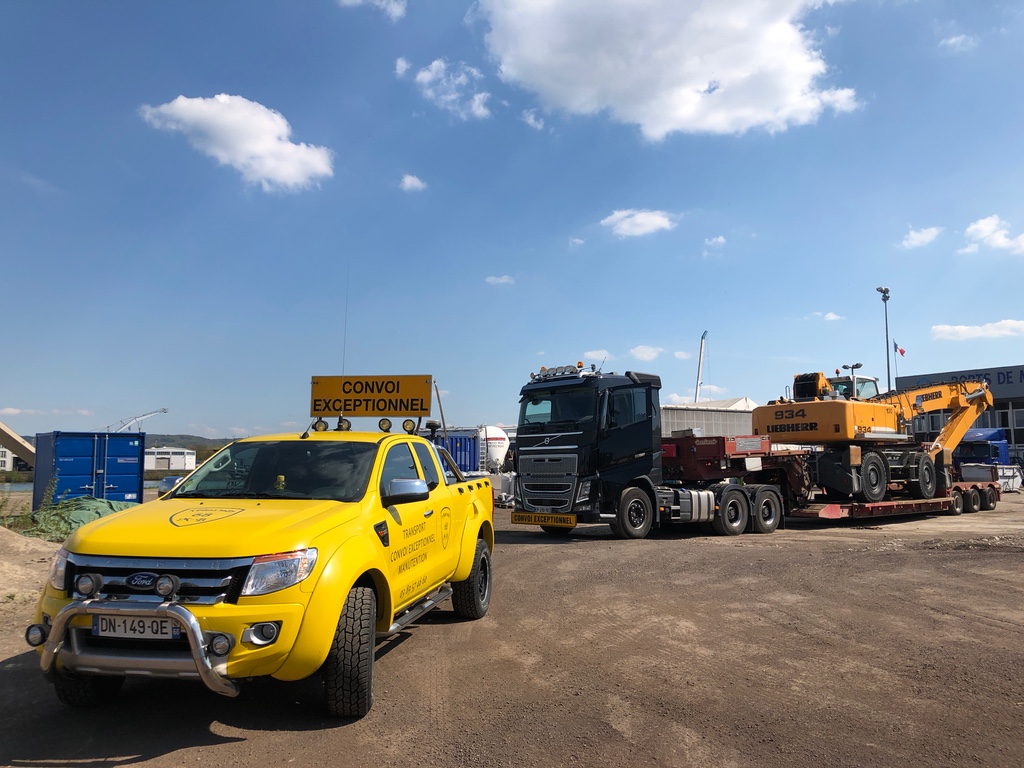 Des sp&eacute;cialistes du transport et de la manutention S&eacute;lestat